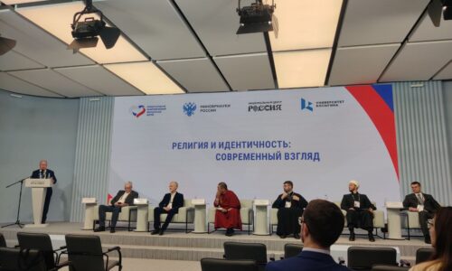 Сергей Мельников принял участие в Международном молодёжном межрелигиозном форуме в Национальном центре «Россия»