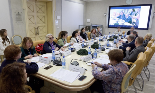 Сотрудники ИЭА РАН выступили на круглом столе «Материнство как общественное служение» в ОП РФ